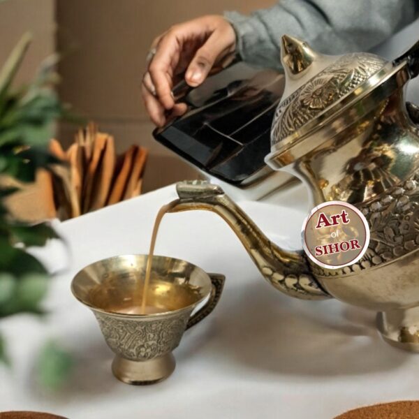 Brass King Tea Port - Image 2