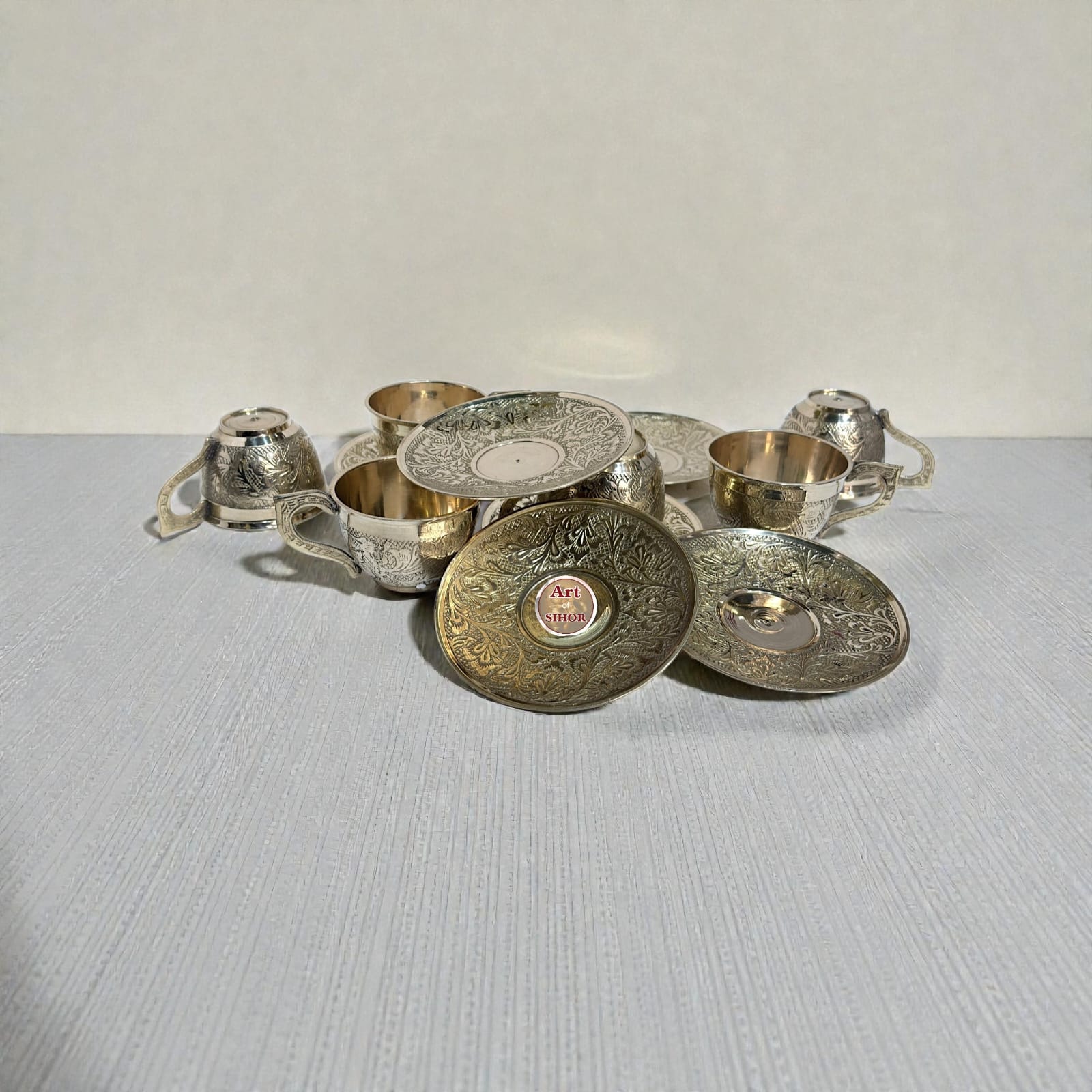 ๐ธ ELEGANT FLOWER DESIGN BRASS CUP & SAUCER SET ๐ธ - Image 3